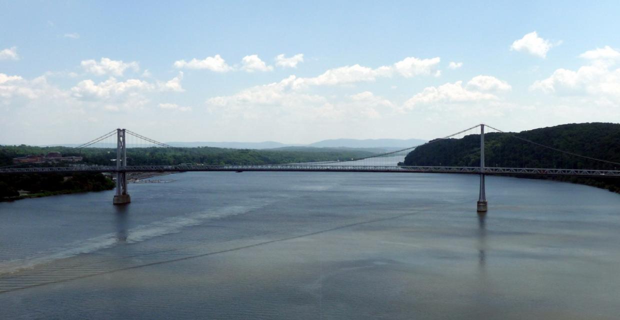 View of the Hudson River from the middle of the Walkway - Photo credit: Jakob Franke