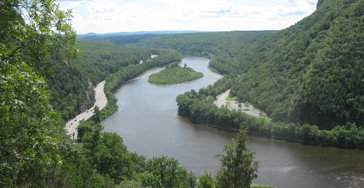 Delaware River from the Red Dot Trail - Photo credit: Daniel Chazin