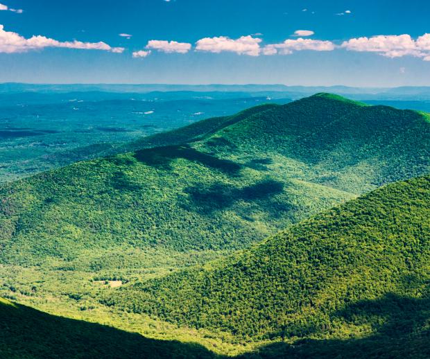 Scenic view from the Long Path of Ashokan High Point Wittenberg in the Catskills. Photo by Steve Aaron.